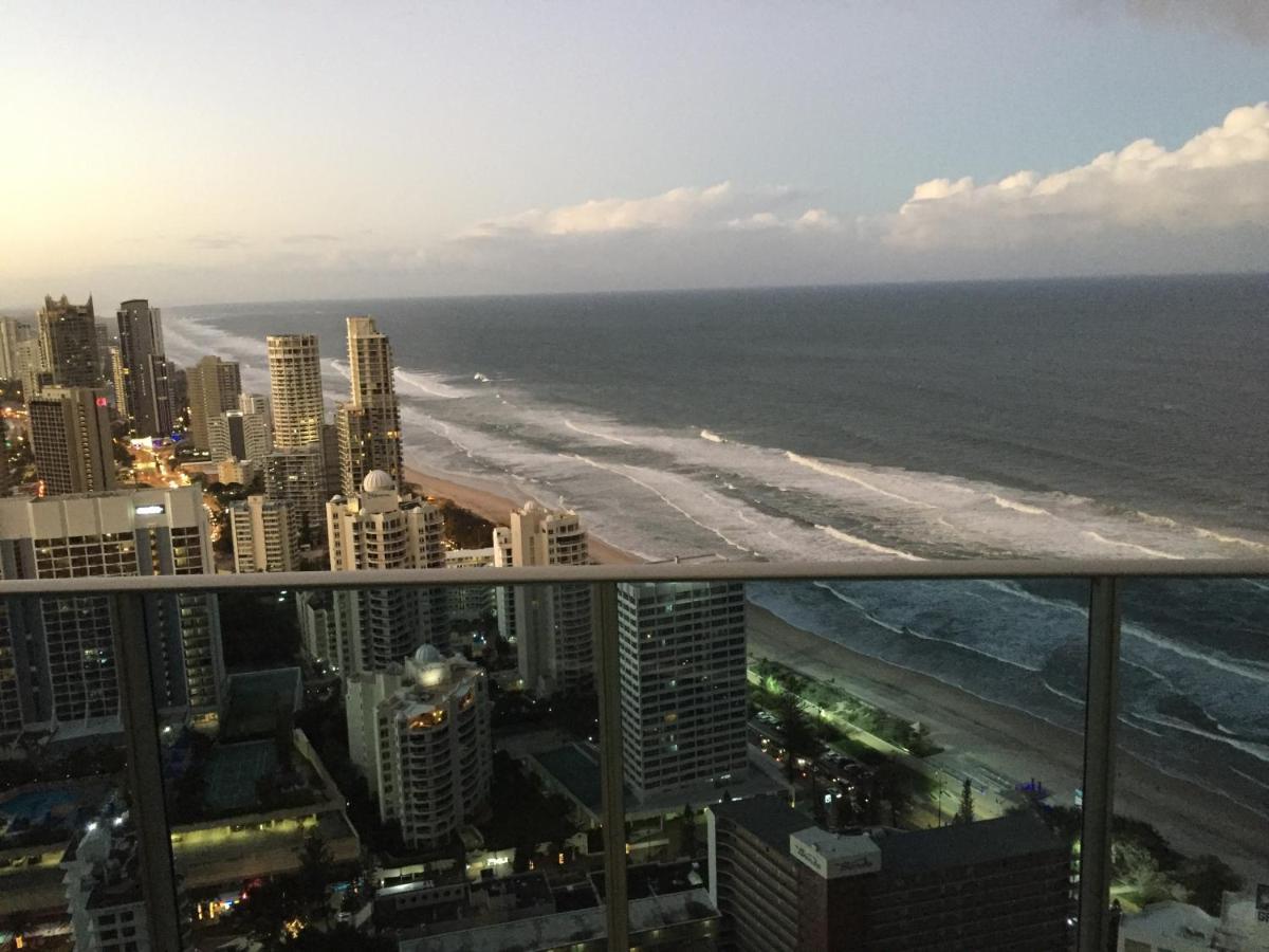 Number 1 H Residences - Wifi, Parking & More By Gold Coast Holidays Extérieur photo